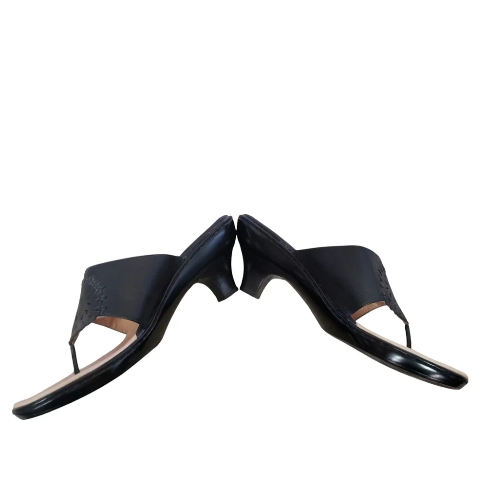 Sofft Sandals Black Womens 9.5 Heeled Thong Comfort Casual Leather Slide Sandal